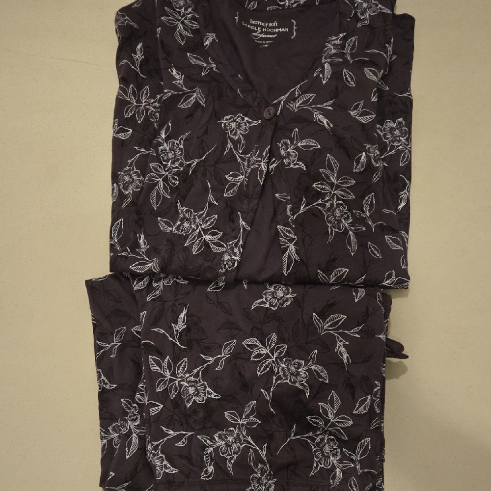 Women's Floral Pajama Set - Black and White